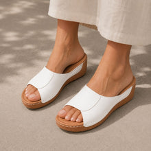 Lade das Bild in den Galerie-Viewer, VivaStep - Schmerzlindernde Komfortsandalen | Ergonomisches Design &amp; Rutschfest
